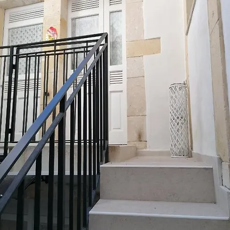 Il Cortiletto Di Via Minniti *