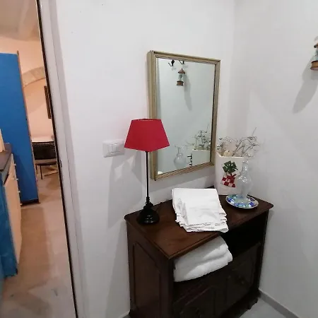 Il Cortiletto Di Via Minniti לינה וארוחת בוקר
